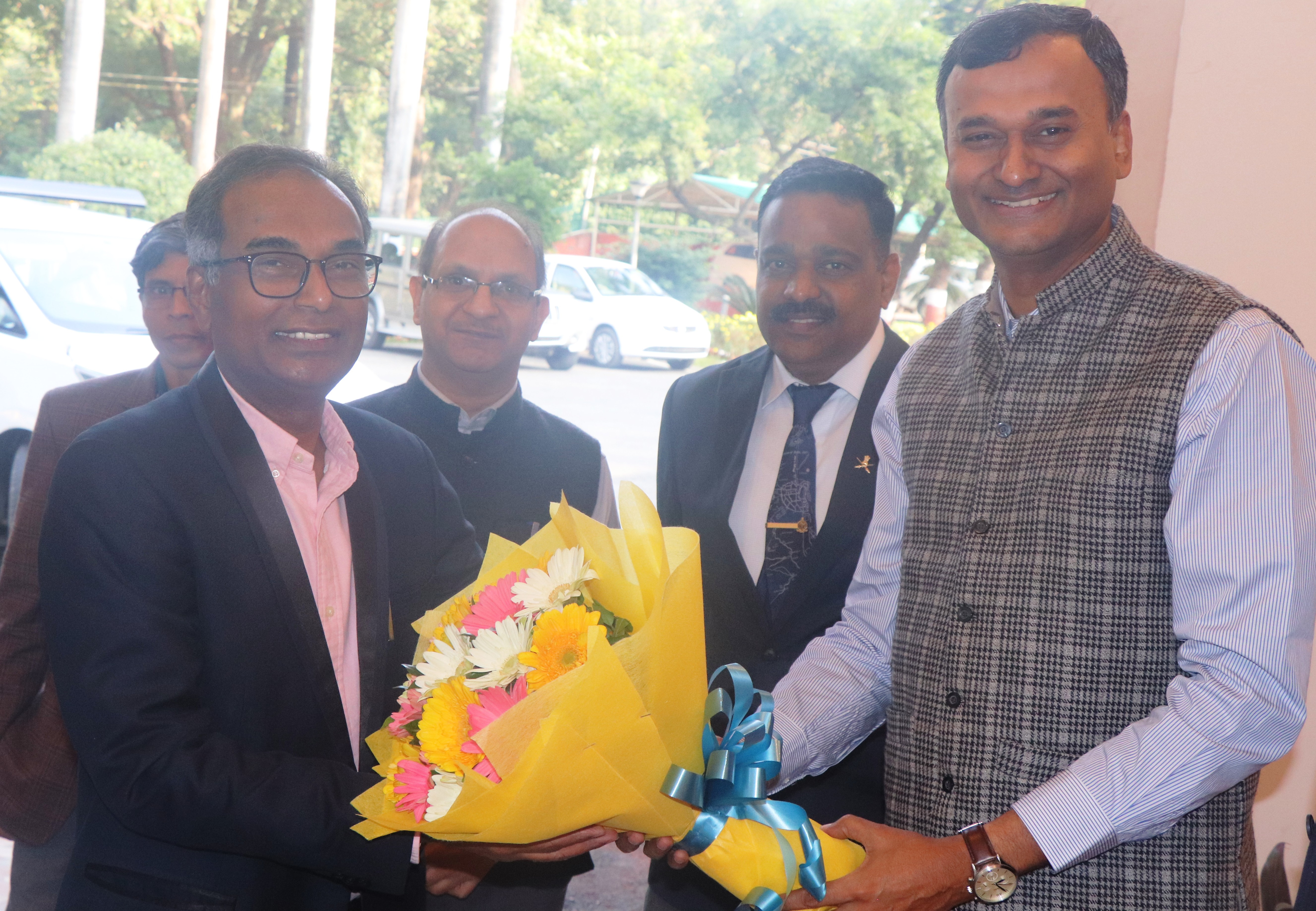 Dr. S. Chandrashekhar, Secretary DST, Welcomed by Shri Sunil Kumar, IFS, SGI